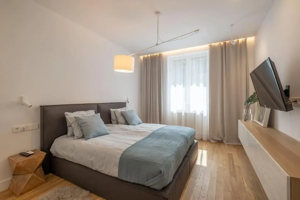 Top-Notch Location, An Exceptionally Stylish Flat Sofia Apartment