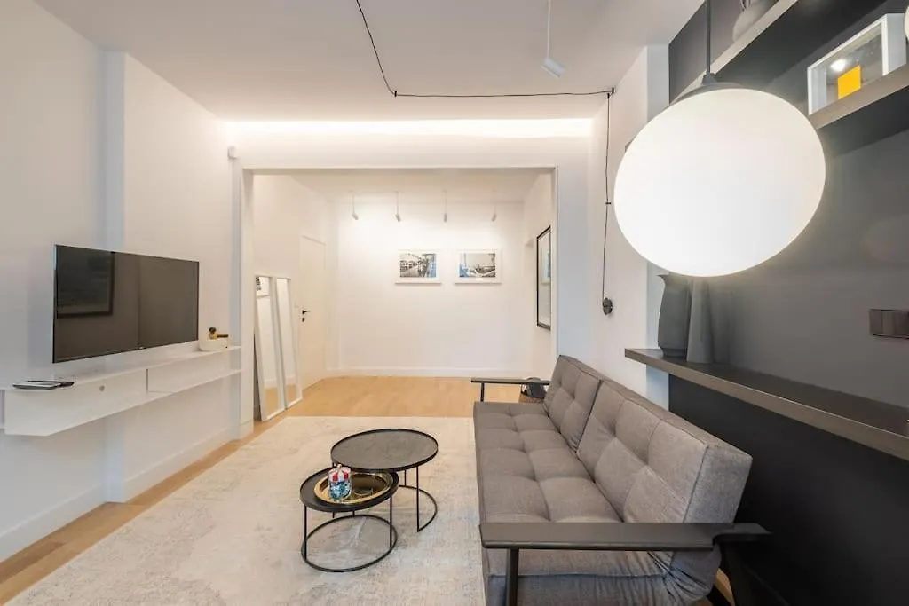 Top-Notch Location, An Exceptionally Stylish Flat Sofia